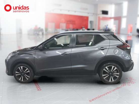NISSAN-KICKS PLAY-2025