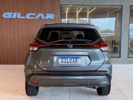 NISSAN-KICKS PLAY-2025