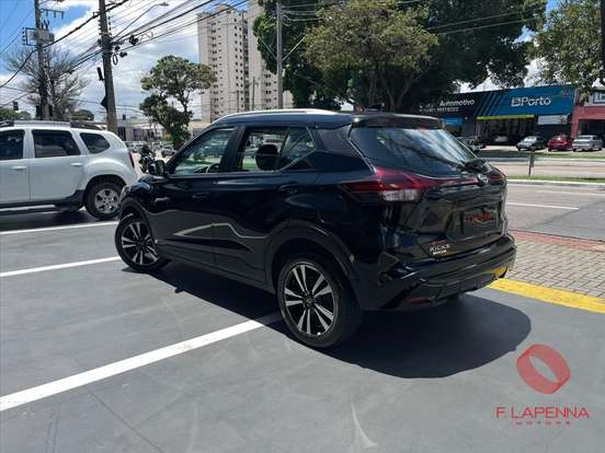 NISSAN-KICKS PLAY-2025