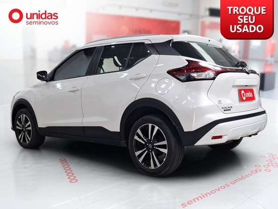 NISSAN-KICKS PLAY-2025