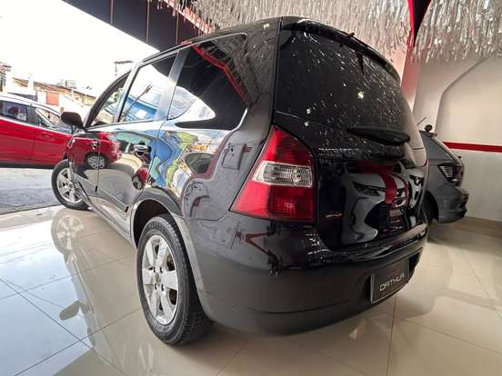 NISSAN-LIVINA-1.6 SL 16V FLEX 4P MANUAL NISSAN-LIVINA-2010