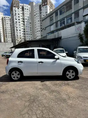 NISSAN-MARCH-2017