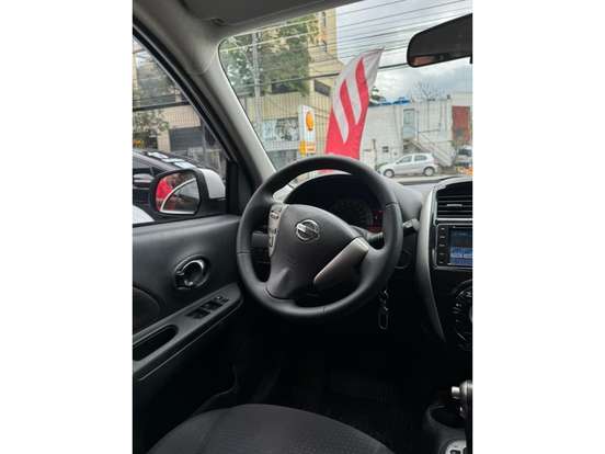 NISSAN-MARCH-1.6 SL 16V FLEXSTART 4P XTRONIC NISSAN-MARCH-2017