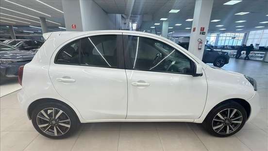 NISSAN-MARCH-2019