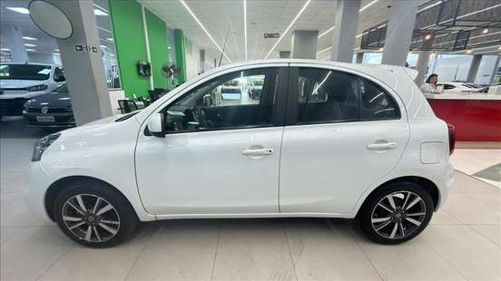 NISSAN-MARCH-2019