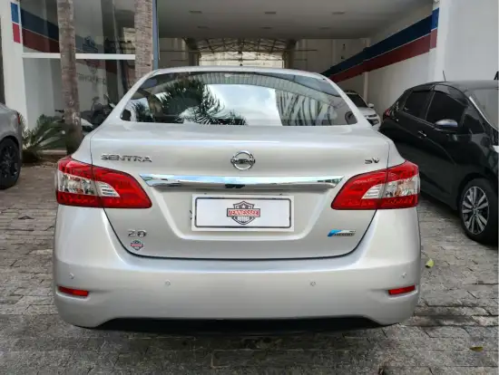 NISSAN-SENTRA-2014