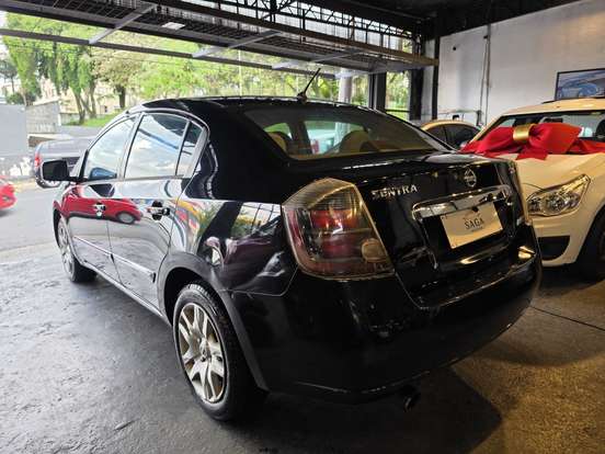 NISSAN-SENTRA-2012