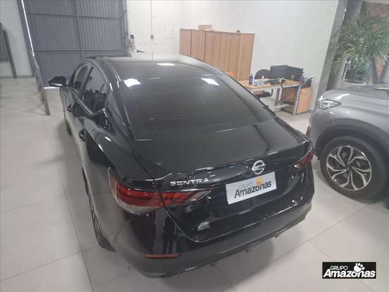 NISSAN-SENTRA-2023