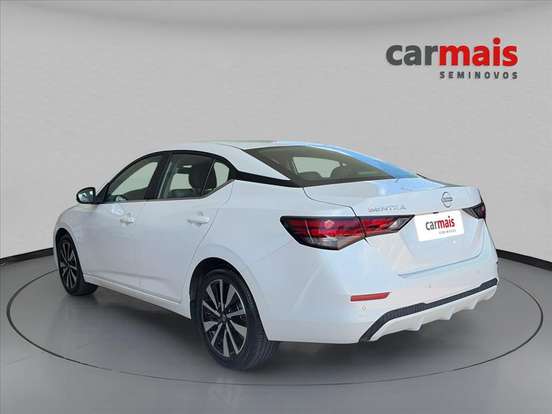 NISSAN-SENTRA-2024