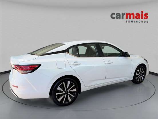NISSAN-SENTRA-2024
