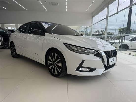 NISSAN-SENTRA-2023