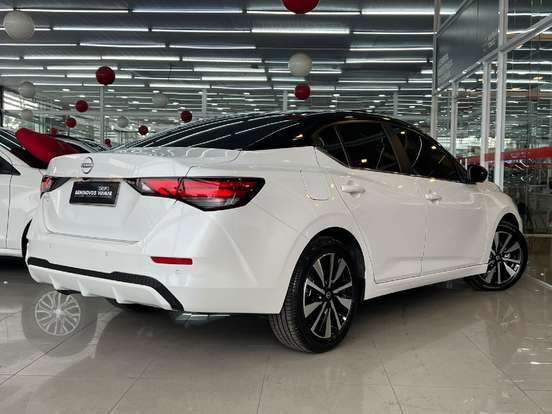 NISSAN-SENTRA-2025