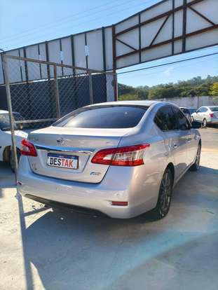 NISSAN-SENTRA-2015
