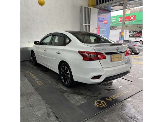 NISSAN-SENTRA-2019