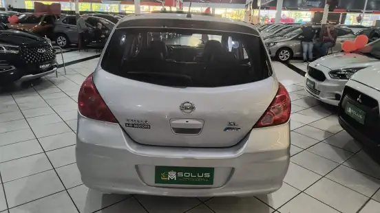 NISSAN-TIIDA-1.8 SL 16V FLEX 4P MANUAL NISSAN-TIIDA-2011