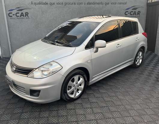 NISSAN-TIIDA-2011