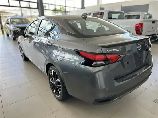 NISSAN-VERSA-2026