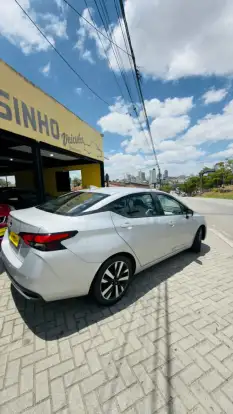 NISSAN-VERSA-2022