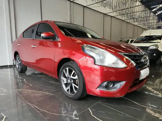 NISSAN-VERSA-1.6 16V FLEX SL 4P XTRONIC NISSAN-VERSA-2017
