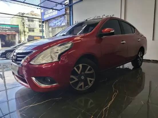 NISSAN-VERSA-2017