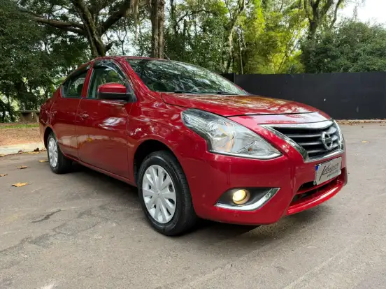 NISSAN-VERSA-2019