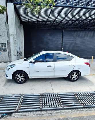 NISSAN-VERSA-2018