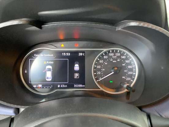 NISSAN-VERSA-2023