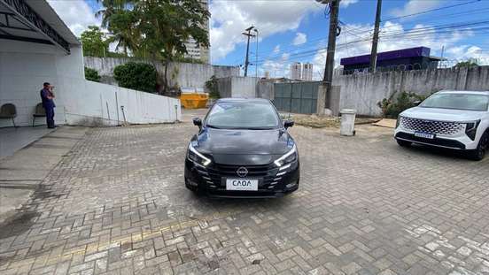 NISSAN-VERSA-2023