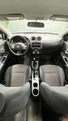 NISSAN-VERSA-2011