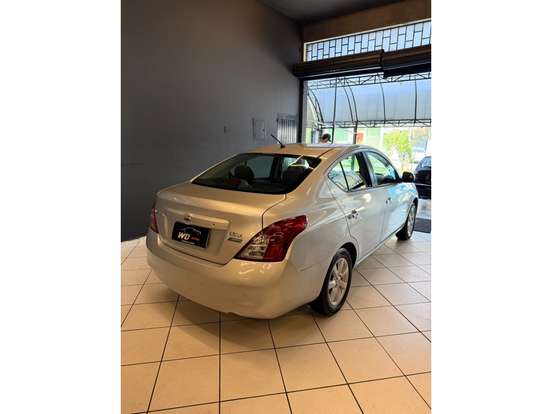 NISSAN-VERSA-1.6 16V FLEX SL 4P MANUAL NISSAN-VERSA-2012