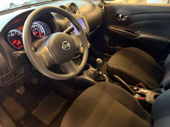 NISSAN-VERSA-2012