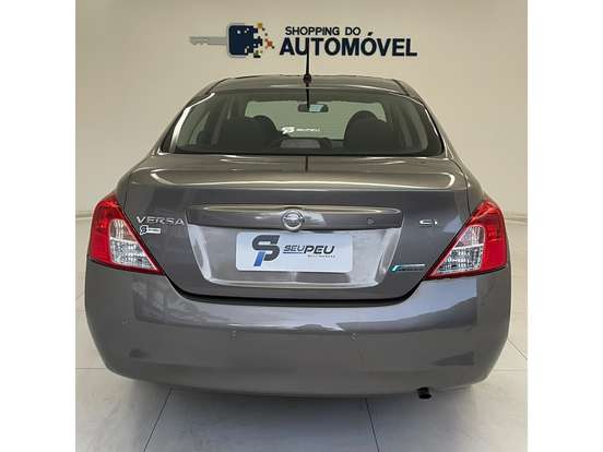 NISSAN-VERSA-2012