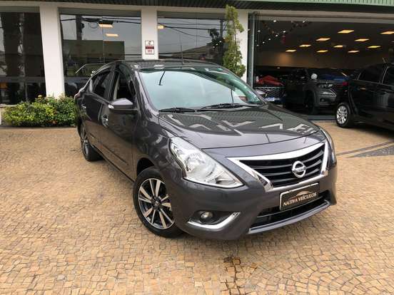NISSAN-VERSA-2018