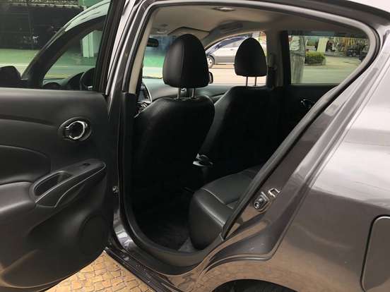 NISSAN-VERSA-2018