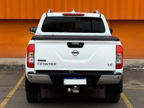 NISSAN-FRONTIER-2.3 16V TURBO DIESEL LE CD 4X4 AUTOMÁTICO NISSAN-FRONTIER-2017