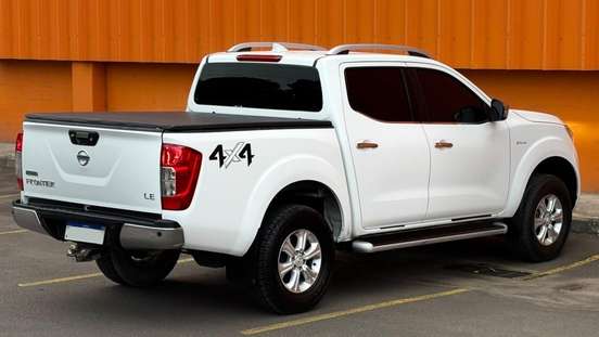 NISSAN-FRONTIER-2017