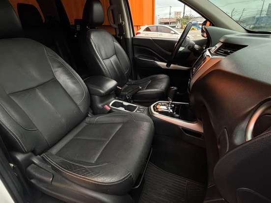 NISSAN-FRONTIER-2.3 16V TURBO DIESEL LE CD 4X4 AUTOMÁTICO NISSAN-FRONTIER-2017