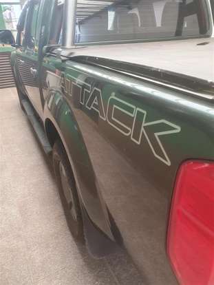 NISSAN-FRONTIER-2011