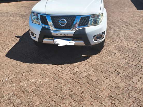 NISSAN-FRONTIER-2.5 SL 4X4 CD TURBO ELETRONIC DIESEL 4P AUTOMÁTICO NISSAN-FRONTIER-2016