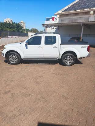 NISSAN-FRONTIER-2016