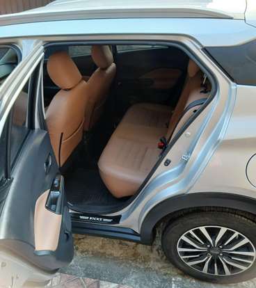 NISSAN-KICKS-2023