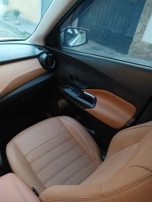 NISSAN-KICKS-2023