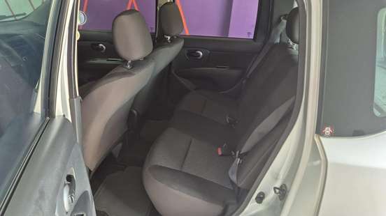 NISSAN-LIVINA-2013