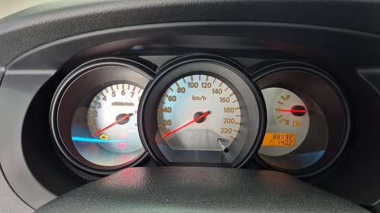 NISSAN-LIVINA-2013