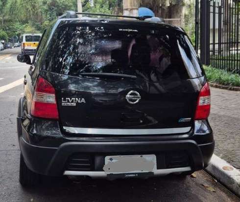 NISSAN-LIVINA-2014