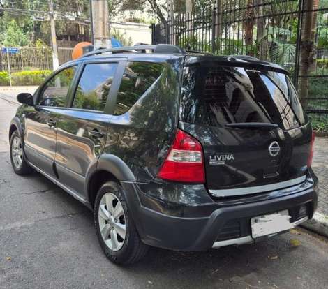 NISSAN-LIVINA-2014
