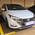 NISSAN VERSA 1.6 16V FLEX EXCLUSIVE XTRONIC NISSAN VERSA 1.6 16V FLEX EXCLUSIVE XTRONIC