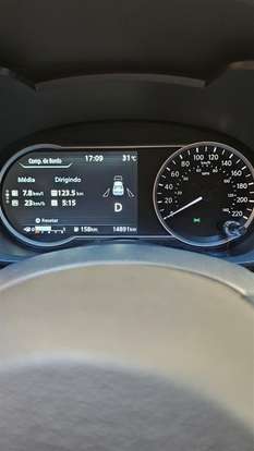 NISSAN-VERSA-2024