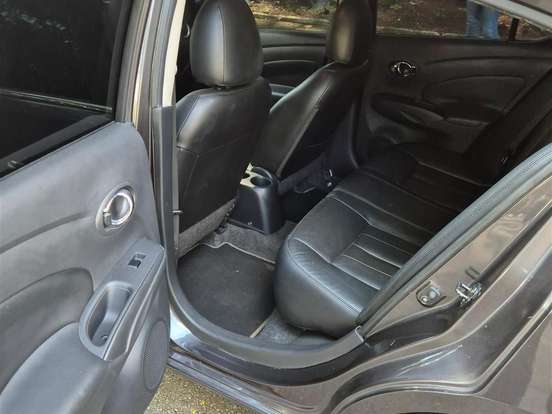 NISSAN-VERSA-1.6 16V FLEXSTART UNIQUE 4P XTRONIC NISSAN-VERSA-2017