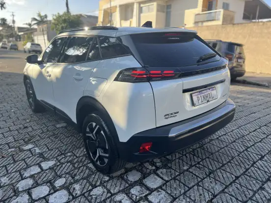 PEUGEOT-2008-2024